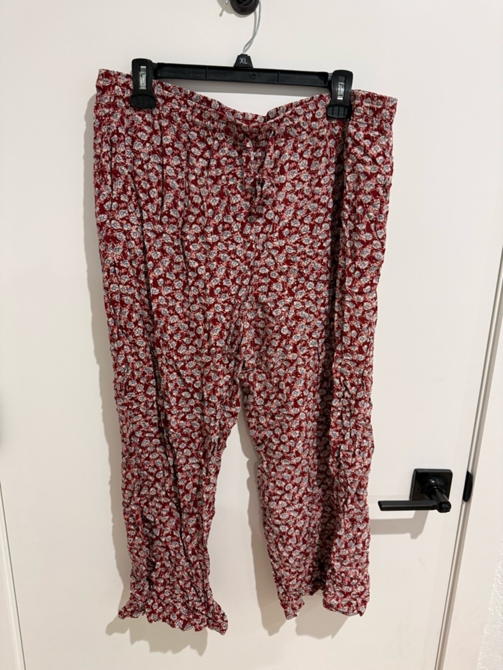 Uniqlo Red Floral Wide-Leg Drape Pants